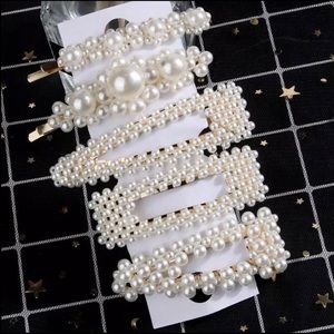 Clustered Pearl Hair Pin